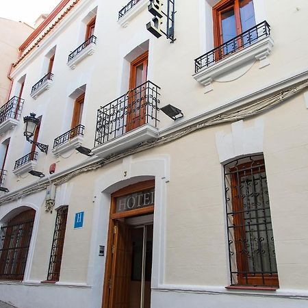 Hotel Castilla Касерес Экстерьер фото