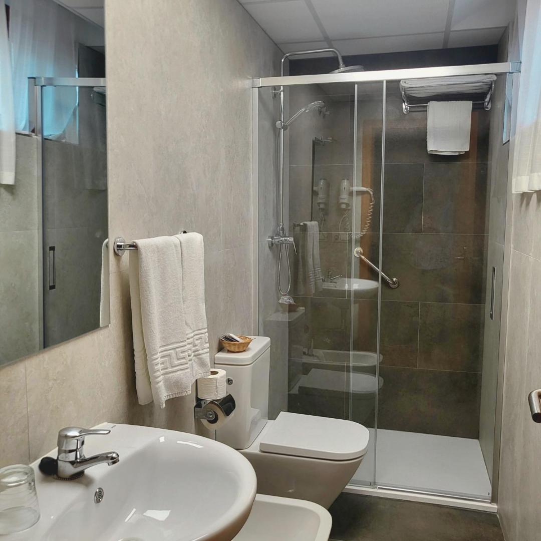 Hotel Castilla Касерес Экстерьер фото